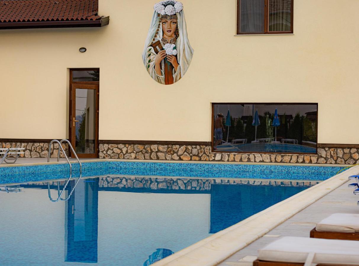 Eco Hotel Momata Kolarovo Exterior photo